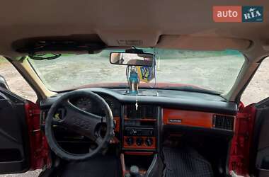 Седан Audi 80 1990 в 