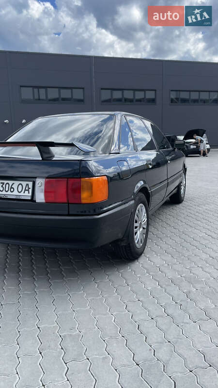 Седан Audi 80 1989 в Бориславі