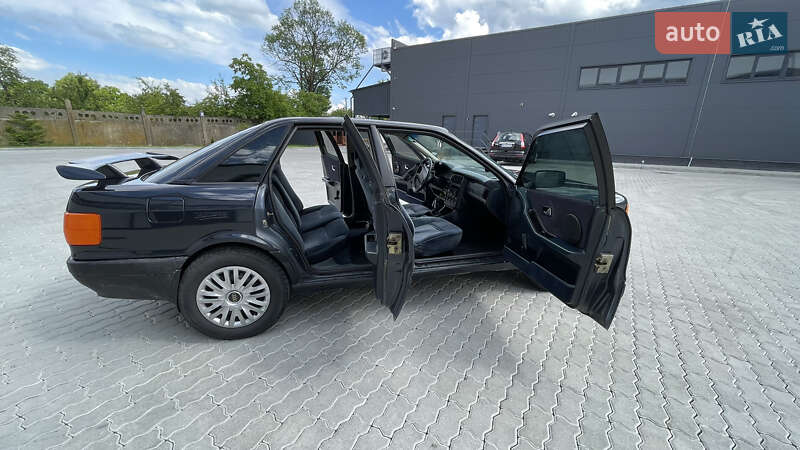 Седан Audi 80 1989 в Бориславі