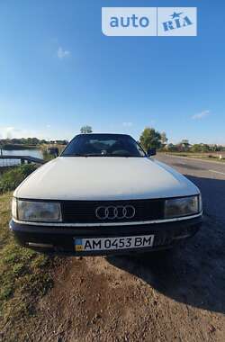 Седан Audi 80 1990 в Бердичеве