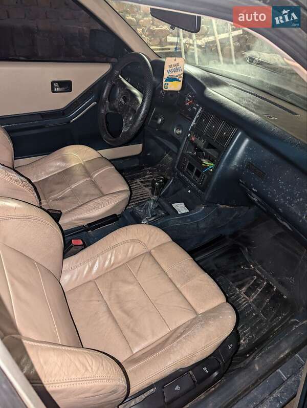 Седан Audi 80 1988 в Бару