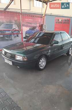 Седан Audi 80 1988 в Чернівцях