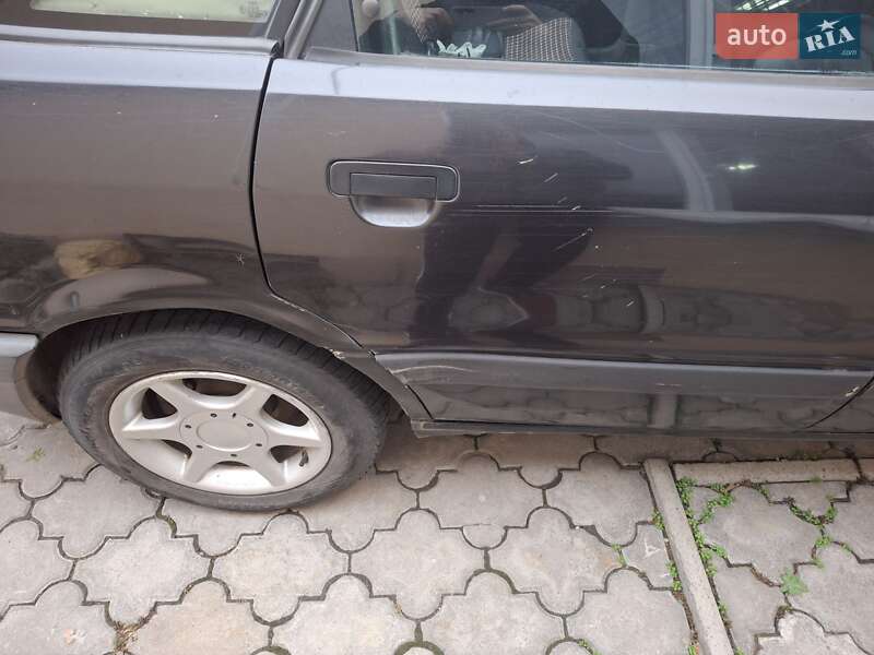 Седан Audi 80 1989 в Вознесенске фото 11 Седан Audi 80 1989 в Вознесенске