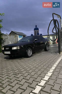 Седан Audi 80 1987 в Чернівцях