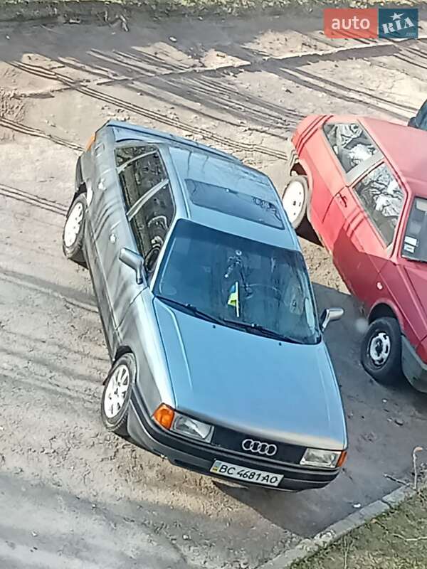 Седан Audi 80 1988 в Львове