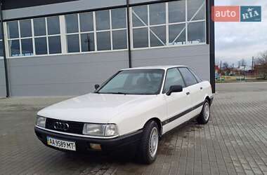 Седан Audi 80 1989 в Бершаді