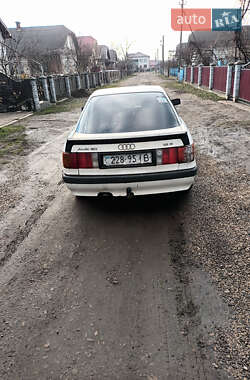 Седан Audi 80 1987 в 