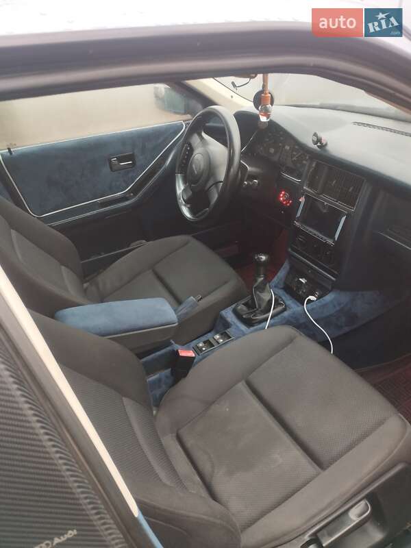 Седан Audi 80 1988 в Сумах