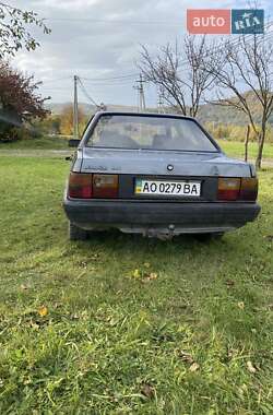 Седан Audi 80 1984 в Тячеві