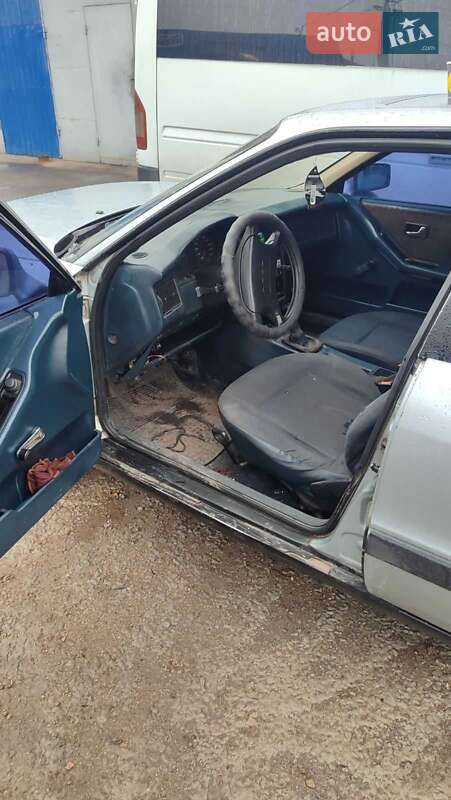 Седан Audi 80 1989 в 