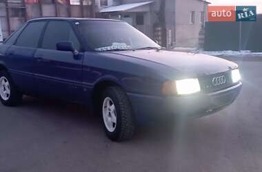 Седан Audi 80 1989 в Дергачах