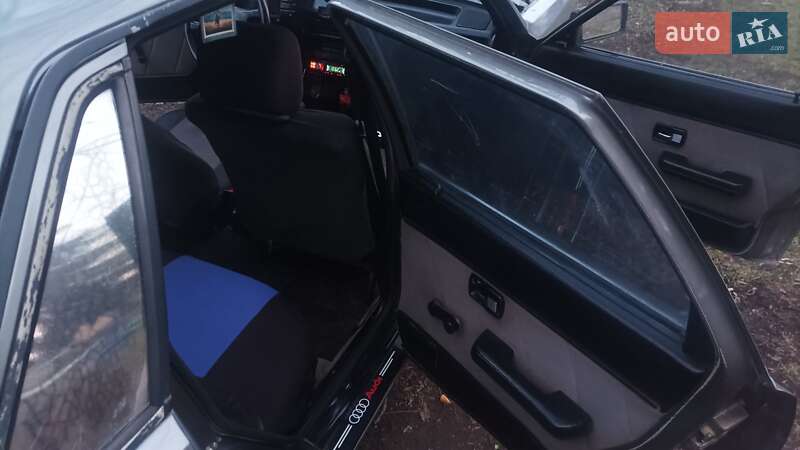 Седан Audi 80 1986 в Кам'янець-Подільському