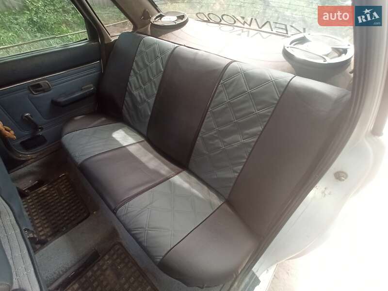 Седан Audi 80 1979 в Никополе