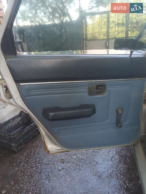 Седан Audi 80 1979 в Никополе