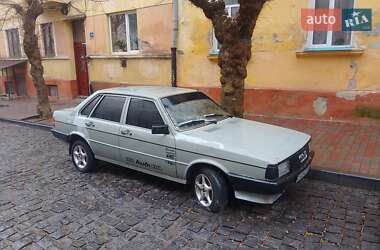 Седан Audi 80 1986 в Черновцах