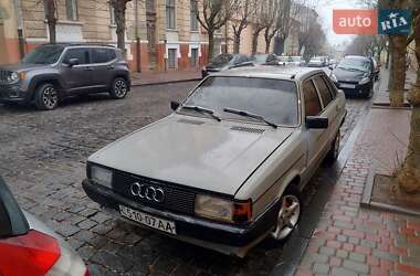 Седан Audi 80 1986 в Черновцах