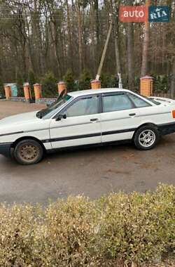 Седан Audi 80 1990 в Романіву