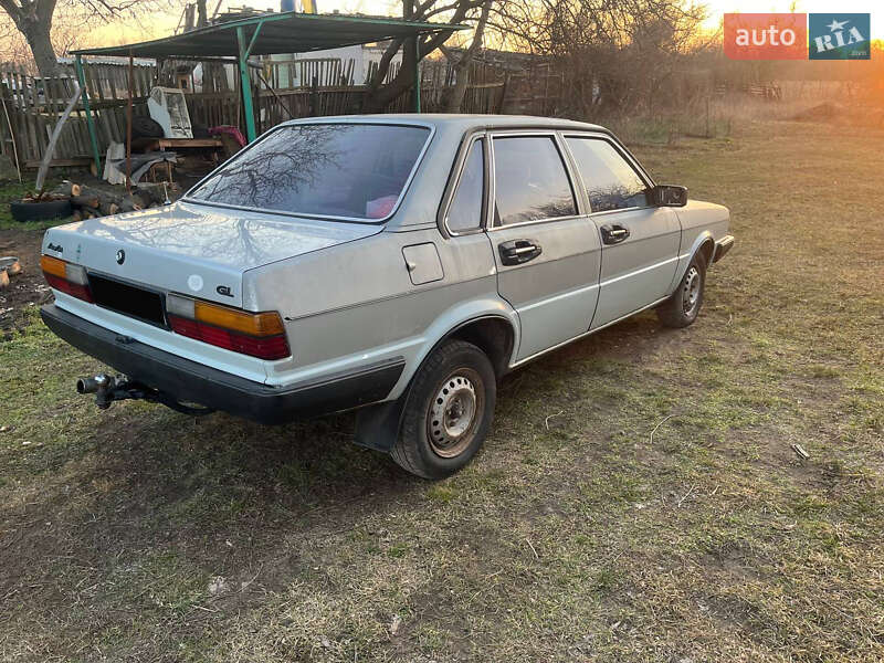 Седан Audi 80 1980 в Днепре