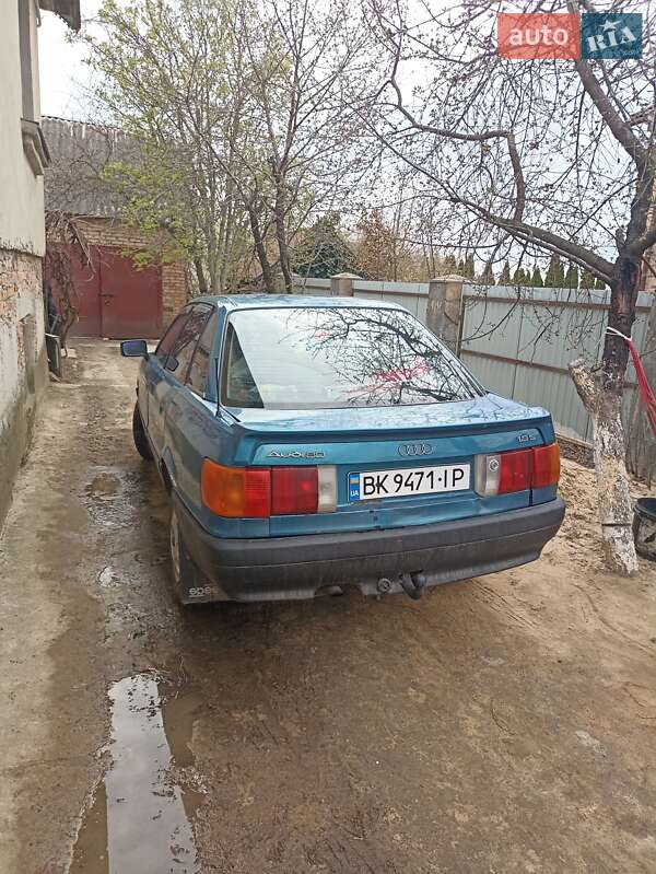 Седан Audi 80 1987 в Ровно