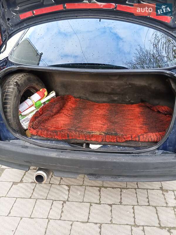 Седан Audi 80 1988 в Городку
