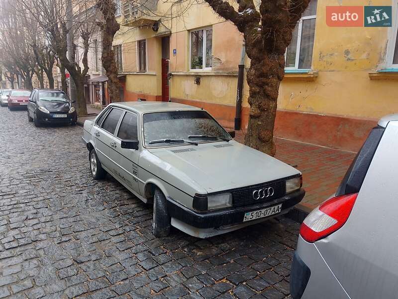 Седан Audi 80 1986 в 