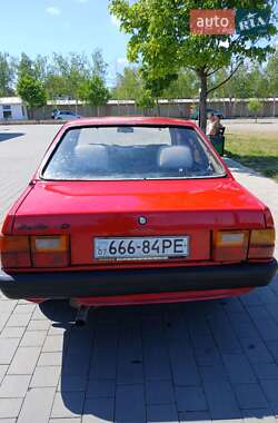 Седан Audi 80 1985 в 