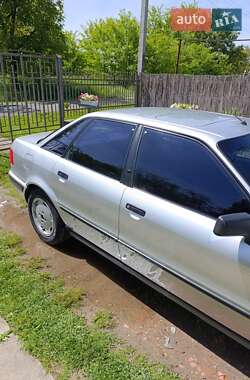 Седан Audi 80 1993 в Берегово