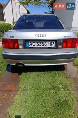 Седан Audi 80 1993 в 