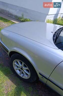 Седан Audi 80 1993 в Берегово