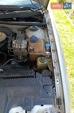 Седан Audi 80 1993 в Берегово