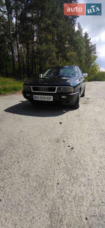 Седан Audi 80 1988 в Полонном