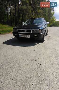 Седан Audi 80 1988 в 