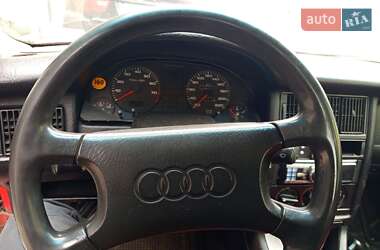 Седан Audi 80 1990 в 