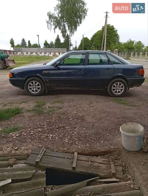 Седан Audi 80 1987 в Снятине