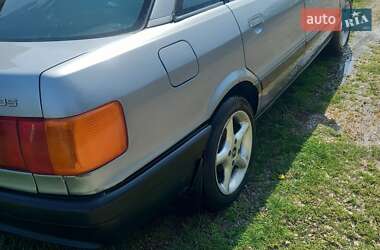 Седан Audi 80 1988 в 