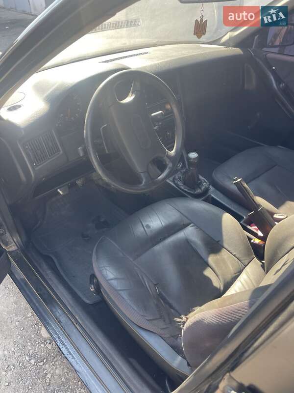 Седан Audi 80 1992 в Звягелі