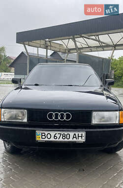 Седан Audi 80 1987 в Борщеве