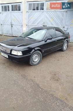 Седан Audi 80 1992 в Хырове