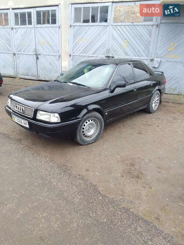 Седан Audi 80 1992 в 