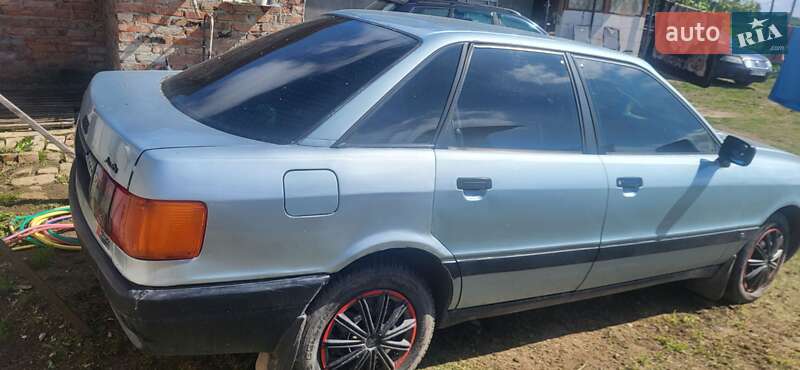 Седан Audi 80 1991 в Горохові
