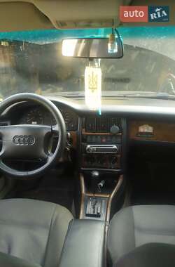 Седан Audi 80 1994 в 