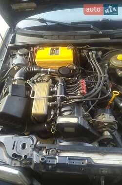 Седан Audi 80 1994 в 