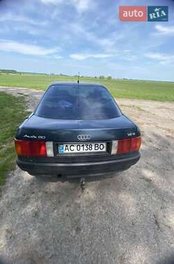 Седан Audi 80 1990 в 