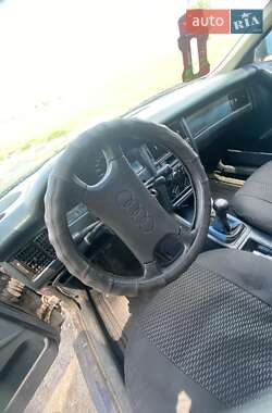 Седан Audi 80 1990 в 