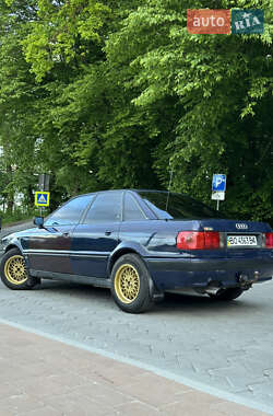 Седан Audi 80 1993 в 