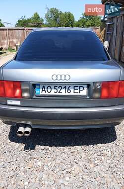 Универсал Audi 80 1993 в Берегово