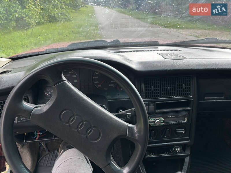 Седан Audi 80 1987 в Макарове
