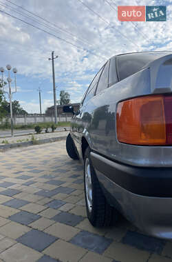 Седан Audi 80 1987 в 