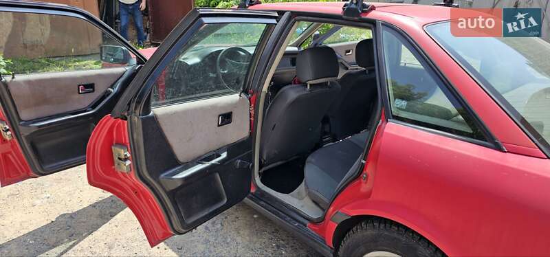 Седан Audi 80 1988 в Виннице