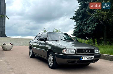 Седан Audi 80 1987 в Верхнеднепровске